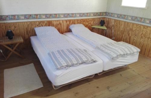 Askeby Bed & Breakfast | Moen Oekologisk Bed & Breakfast