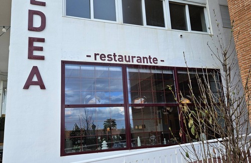 Puerto de la Duquesa Apartment | "Mohnblume" Stilvoll vollausgestattete Wohlfühlwohnung 300 m zum Naturstrand