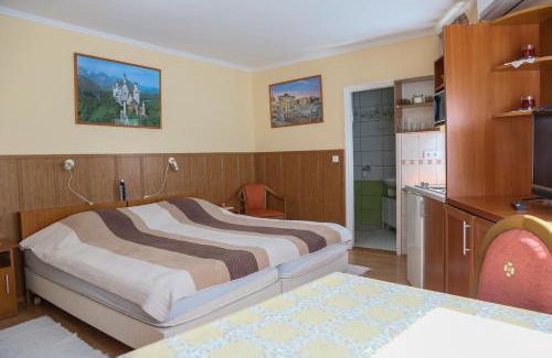 Sarvar Apartment | Molnár Apartment