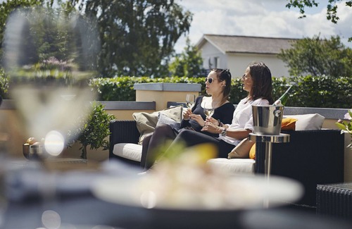 Lyngsbæk Strand Hotel | Molskroen Strandhus