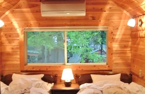 Kawanehon Hotel | MomijiFusion of outdoor and healingHot spring /Haibaragun Shizuoka