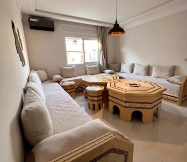 M'diq Apartment | MONA - Elegante Stadtwohnung nähe Strand