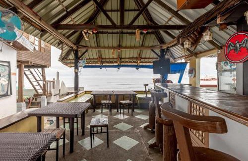 San Juan Hotel | Monaliza Surf Resort La Union