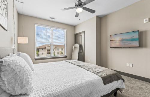 Florida Central Atlantic Coast Apartment | Monarch Apartments 15m to Parks, Pet Friendly, Free Parking by Heavenly Homes