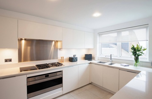 Abingdon Apartment | Monarch House Serviced Apartments