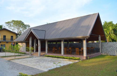 Nissankamallapura Hotel | Monarch Residence