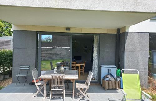 Wezembeek-Oppem House | Monastery Garden - nice appartment with 1 double room and 2 single rooms - children welcome - 20 min center Brussels