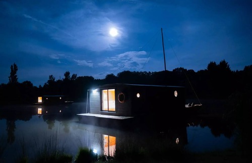 Chamberet House | Monedières Village * - All cabin docked for 5 people