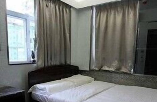 Mong Kok Apartment | Mong Kok MTR Window Room for 2-Y3