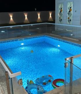 Al Hadd Ski Chalet | Monsoon Chalet - شاليه المونسون