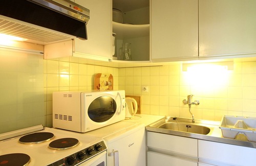 Mont-Dore Apartment | Mont-Dore: 1BR Apartment with Balcony and Private Garage