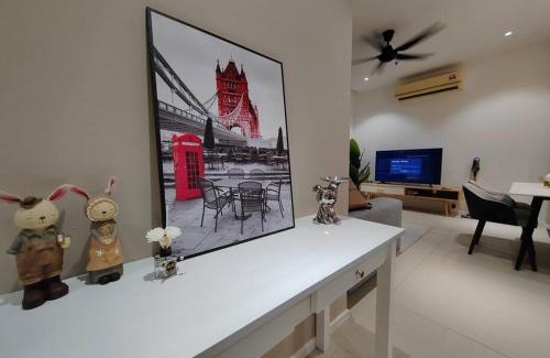 Mont Kiara Apartment | Mont Kiara Main Street Walking Distance Sunway 163 2Bedroom Balcony 2-4Pax