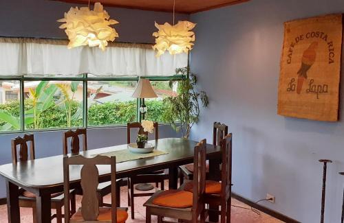 Orosi House | Montaña Linda Guest House Orosi