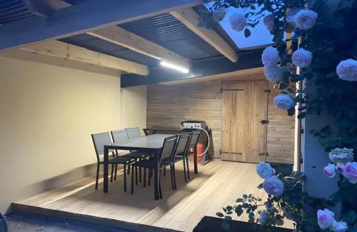 Gignac House | Montagnac