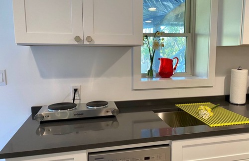 Montauk Cottage | Montauk Sunset Cottage overlooking Garden! Walk to Train, Montauket and Duryea's