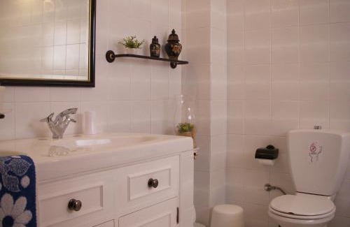 Montenegro House | Monte da Ria Guest House