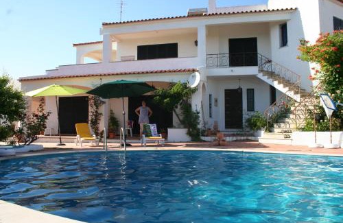 Loule House | Monte Dos Netos