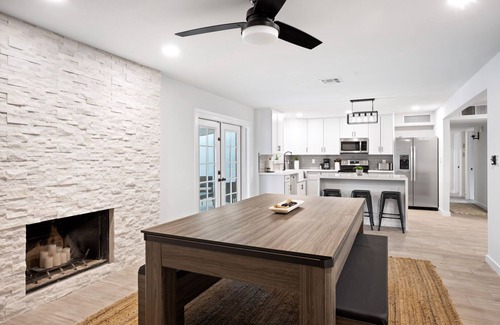 Cox Heights House | Monte Vista - Free Heated Pool, Close to Old Town