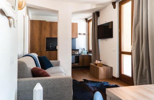 Antagnod Apartment | Monte Zerbion Retreat - Poluc Apartments trilocale