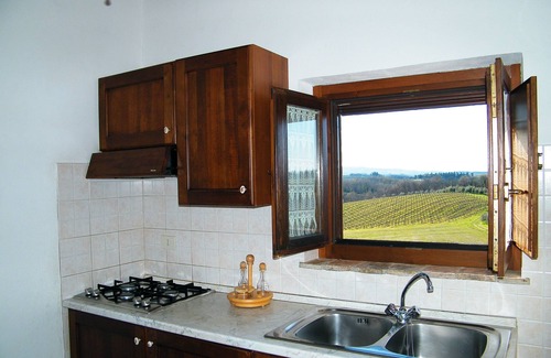 San Gimignano Apartment | MONTEGONFOLI 1 "THE ONE" Premium Apartment in San Gimignano with terrace & patio