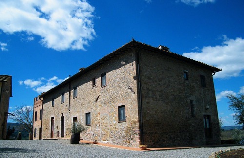 San Gimignano Apartment | MONTEGONFOLI 1 "THE ONE" Premium Apartment in San Gimignano with terrace & patio