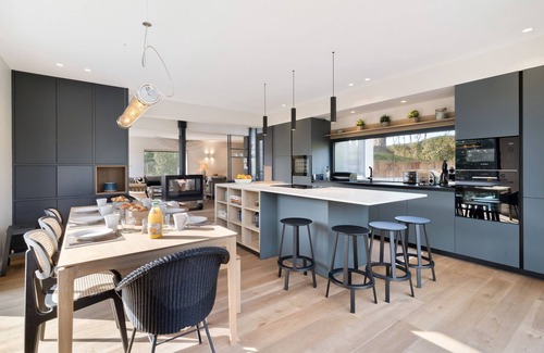 Anglet Ski Chalet | MONTEREY- Villa, Pool, Chiberta Anglet - BARNES