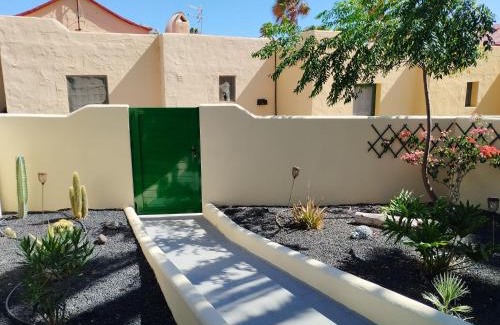 Bahia Calma Apartment | Montes Blancos