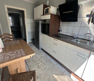 Gelsenkirchen-West Apartment | Monteurswohnung am Schloß 3