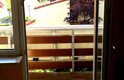 Pirmasens Apartment | Monteurwohnung with balcony and WLAN 73qm