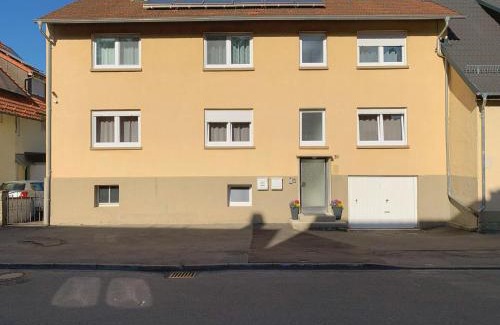 Gemarkung Truchtelfingen House | Monteurzimmer Ferienwohnung Kati Apt 1