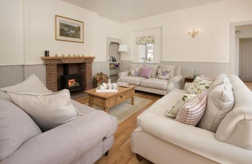 Jedburgh House | Monteviot Stables West