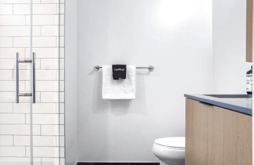 District Wharf Apartment | Monthier The Wharf BLW9S5U7-2