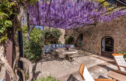 Monticchiello Apartment | Monticchiello apartment in the historical village with garden Pienza, Siena