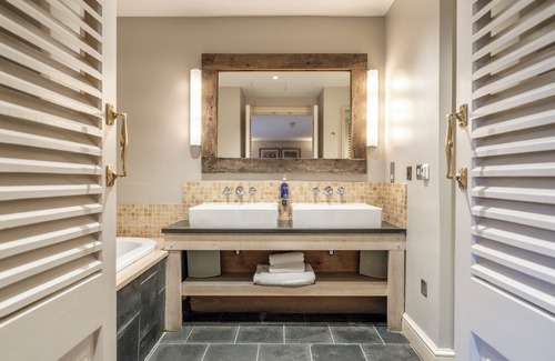 Shepton Mallet Hotel | Montigo Resorts, Somerset