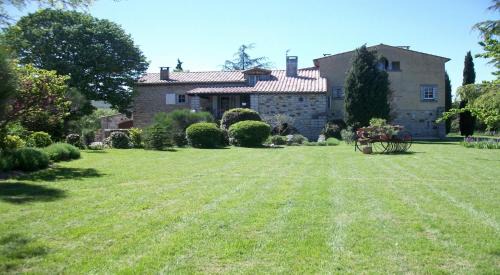Villeneuve-de-Berg House | Montloubier