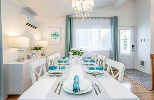 Chateauguay Villa | Montreal RiverView New Pool BBQ 4bedroom