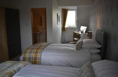 Leven Bed & Breakfast | Monturpie Guest House