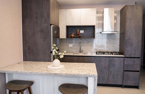 Santiago Province Condo | Monumental Suite: Elegant Modern Apt, Stunning City Views & Rooftop Pool.