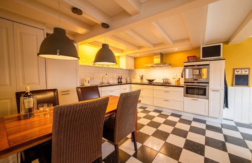 Medemblik House | Monumental Dutch house in old center on harbor. Unique and luxurious location!