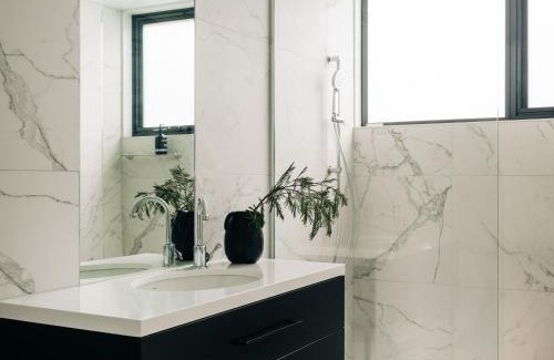 Richmond House | Moody Luxury Home in the Wine Region