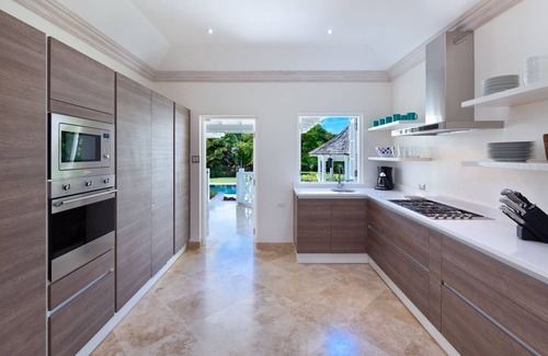 Paynes Bay Villa | Moon Dance | a stunning 6 bedroom villa set in the heart of Barbados.