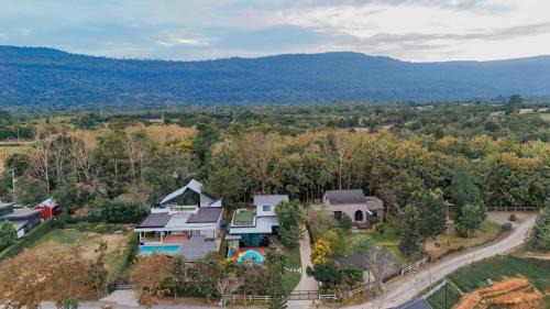 Pong Ta Long House | Moon Heart Village Khao Yai Pool Villa