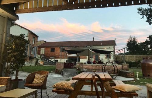 Saint-Junien House | Moon River