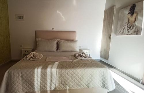 Kariotai Apartment | Moon studios