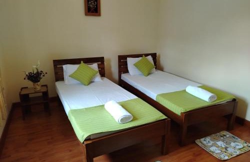 Nuwara Eliya House | Moon View Bungalow