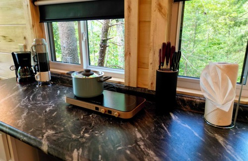 Stanton Cabin | Moonlight Lullaby | Hot Tub | Brand new 2024 |