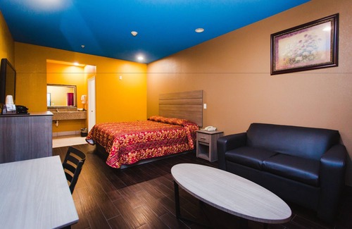 Greater Greenspoint Hotel | Moonlight Suites - Houston George Bush Intl Airport