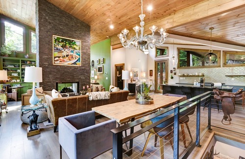 Ellijay House | *Moonlight Waters Lodge*Lux|CreekFront|HotTub|Game