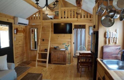 Waterbury House | Moonlight Woods - Gardener's Log Cabin
