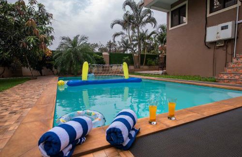 Kune Village Villa | Moonlit Hills by VEO - Part of StayVista